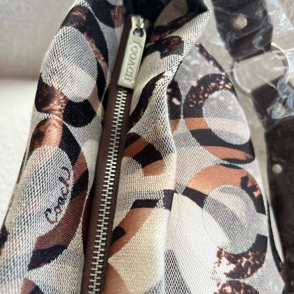 Coach Op Art Tote or Diaper Bag w/Wristlet NWT Zebra Y2K - Picture 7 of 16